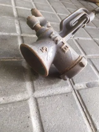 Picadora de carne antigua ELMA