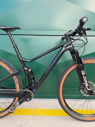 Scott Spark RC de Carbono de alta gama - mtb