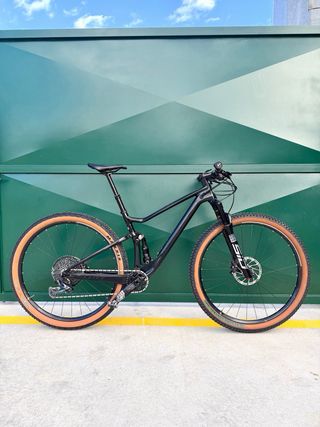 Scott Spark RC de Carbono de alta gama - mtb