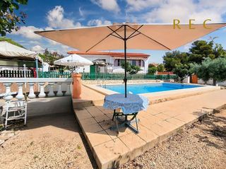 Chalet en venta en Nucia (la)