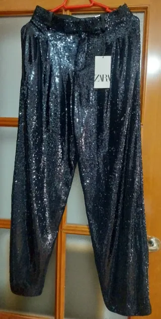 Traje smoking Zara. S y XS