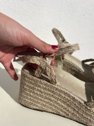 Sandalias cuña Lefties talla 39