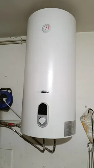 Termo Eléctrico 100L LAGO10 Precio negociable.