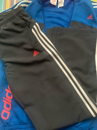 Chándal Adidas Azul y Negro Corte Recto