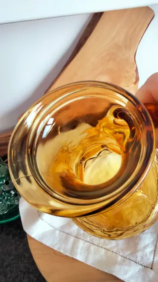 Caraffa in vetro ambrato vintage anni 70