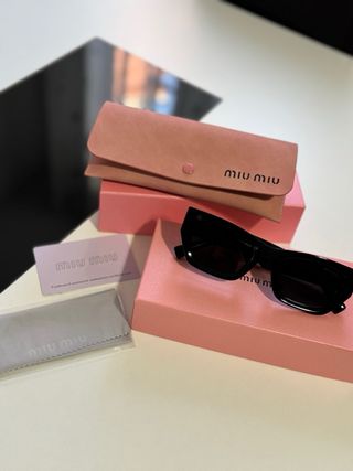 Gafas de Sol Miu Miu Negras