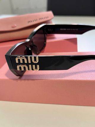Gafas de Sol Miu Miu Negras
