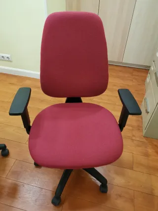 Sillas de oficina con ruedas - Como nuevas