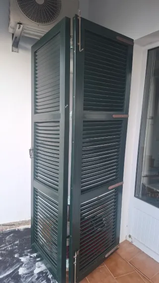 Puertas PVC 4 hojas con persianas