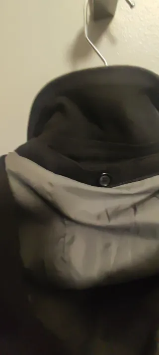 Chaquetón hombre con capucha e interior desmontabl