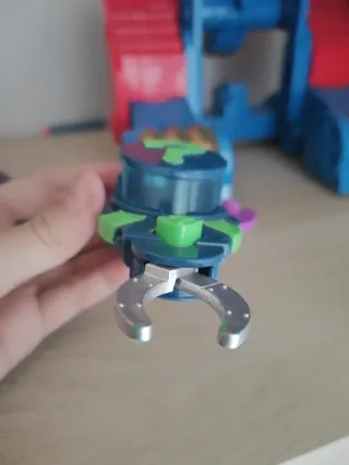 Laboratorio Superzings con Profesor K