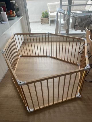 Valla de seguridad infantil de madera