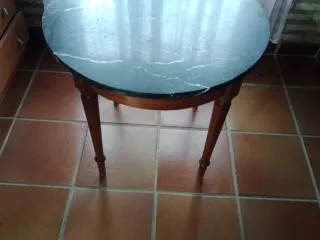 Mesa auxiliar redonda mármol y madera