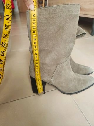 Botas botines Zara piel cuero auténtico ante caqui