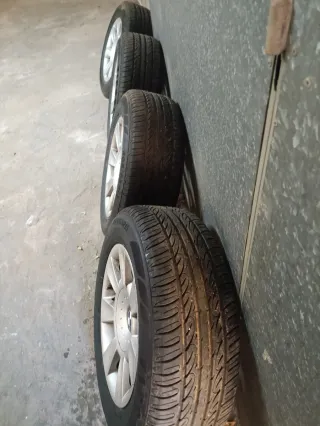 Llantas BMW 205/65R15