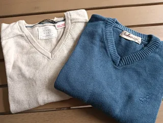 Lote 2 jerséis niño cuello pico