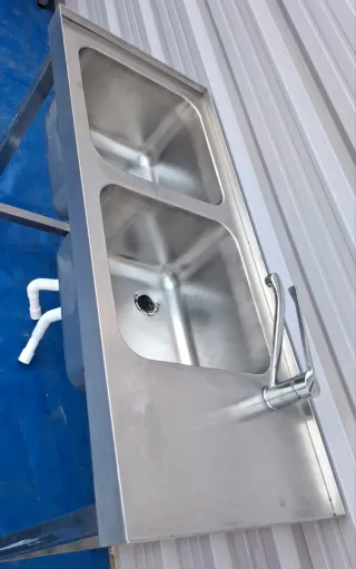 Fregadero doble de acero inoxidable