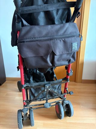 Carro de bebé Chicco negro y rojo