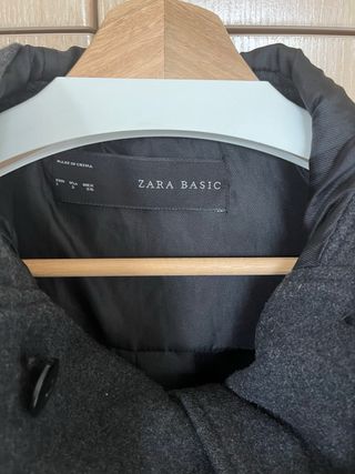 Abrigo Zara Gris