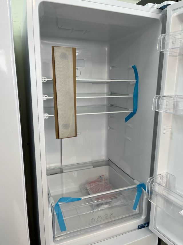 ️ FRIGORÍFICO COMBI KUNFT (KC9613) - BLANCO Y ESPA