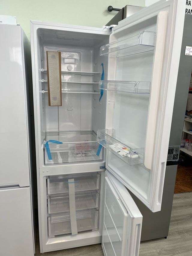 ️ FRIGORÍFICO COMBI KUNFT (KC9613) - BLANCO Y ESPA