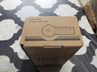 Radial pequeña a batería 12V