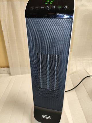 Calefactor Vertical DeLonghi HFX20S20