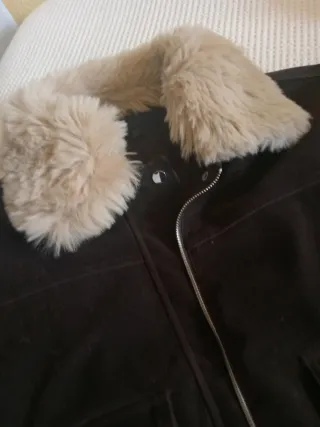 Cazadora antelina marrón cuello pelo Talla S