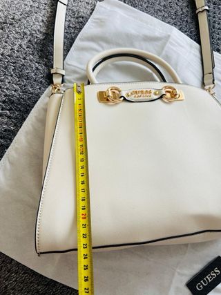 Bolso Tote Guess Blanco y Dorado