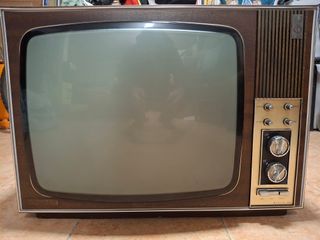 Televisores Blanco y Negro Antiguos