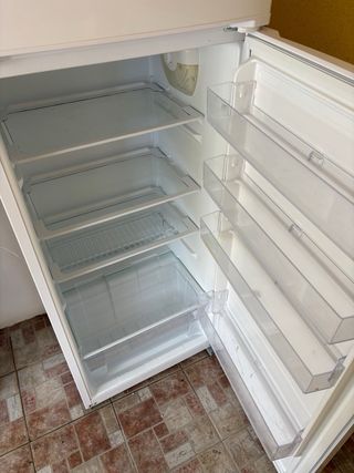 Nevera ICECOOL 1,70m amplia y en buen estado