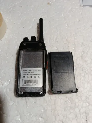 (116) Walkie Talkie Nestling Negro