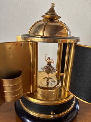 Portasigarette vintage con carillon