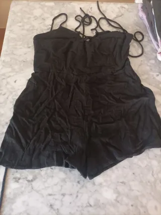 Mono corto negro Talla M/L 6 cada uno