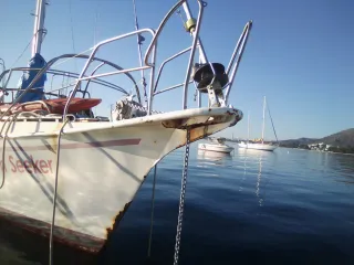 Trabajo de mantenimiento y reparaciónes a barcos