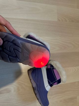 Botas de nieve niña talla 27 con luces