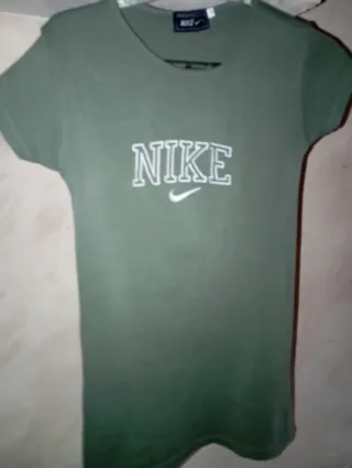 Camiseta Nike Talla Única Verde niña 9 12