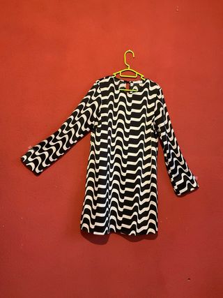 Vestido mujer estampado ondas