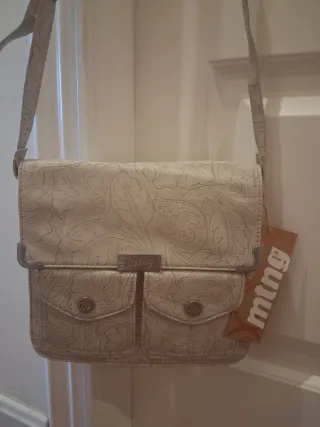 Bolso Mustang Nuevo con etiqueta