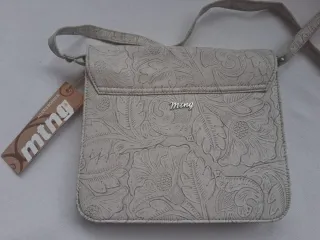 Bolso Mustang Nuevo con etiqueta