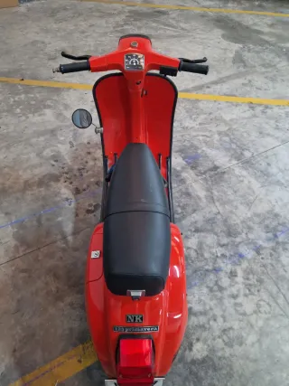 Vespa Primavera NK 125