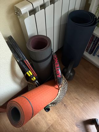 Esterillas de Yoga y Cuerda de Saltar