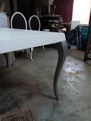 Juego de mesa y sillas de comedor