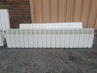 Radiadores de metal blancos