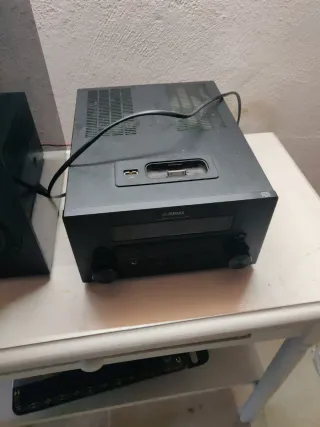 Mini equipo de sonido negro