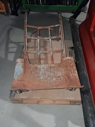 Carretilla de hierro forjado