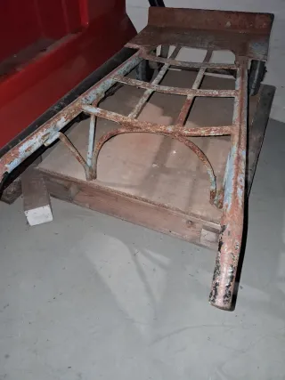 Carretilla de hierro forjado