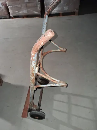 Carretilla de hierro forjado