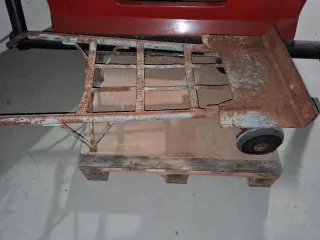 Carretilla de hierro forjado