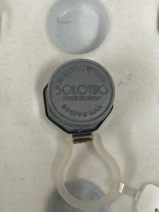 Porta occhiali con Magnete